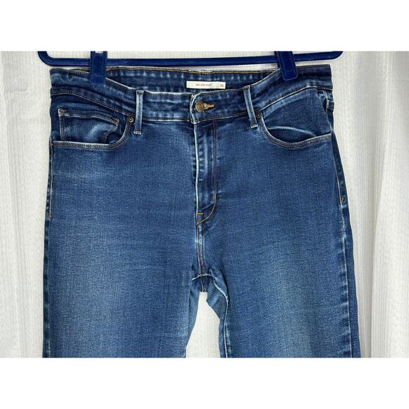 Levis' Jeans Women's 16 Mid Rise Skinny Faded Stretch 32" Waist  30" Inseam - Picture 3 of 5